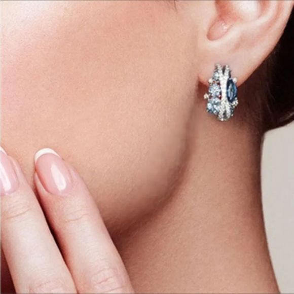 💎Silver Blue Sapphire Diamond Earrings - Picture 2 of 10